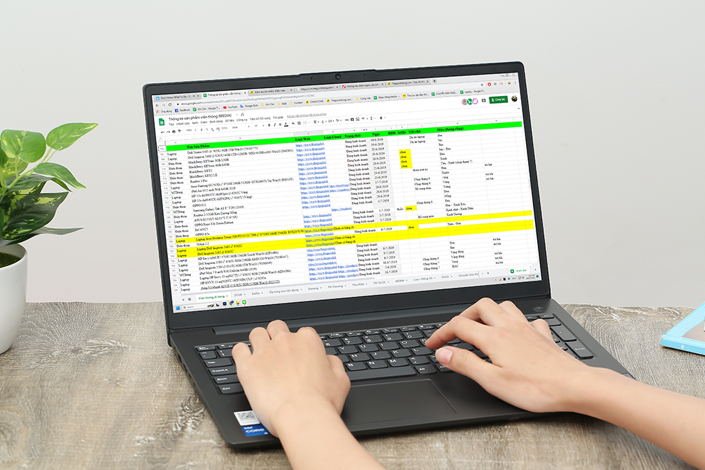Laptop Lenovo V15 G4 IRU i5 1335U/16GB/512GB/Win11 (83A1000LVN) - 16