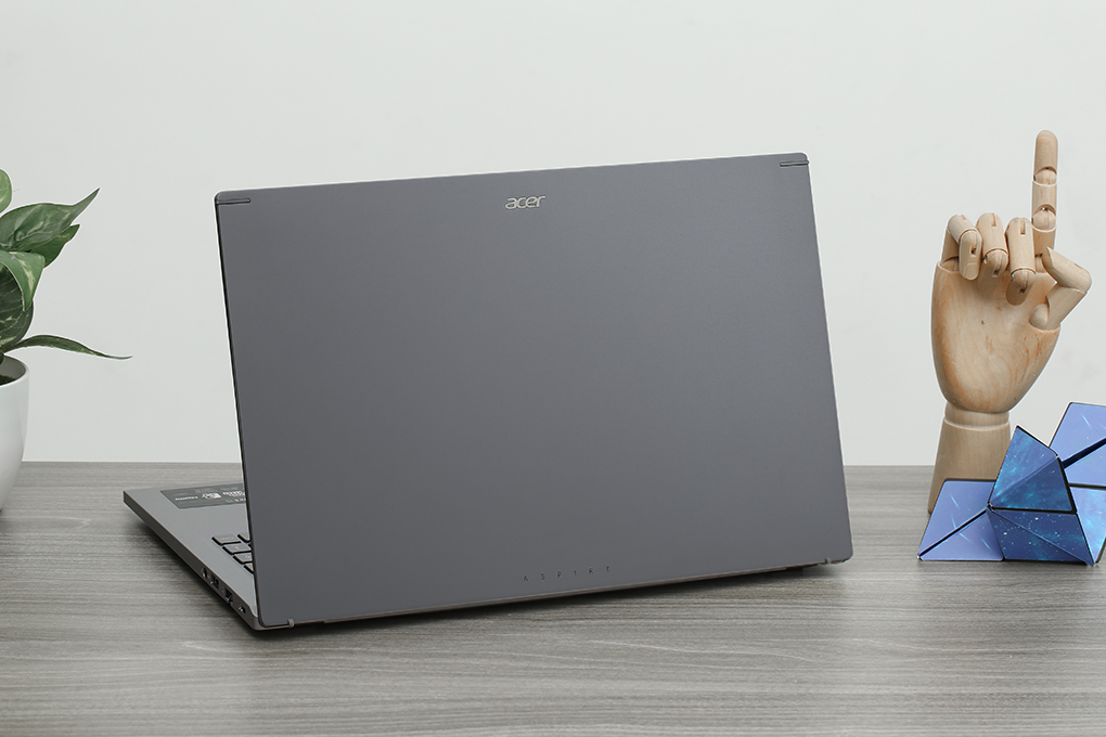 TOP 5 chiếc laptop gaming sử dụng card đồ họa RTX 20 series đáng mua
