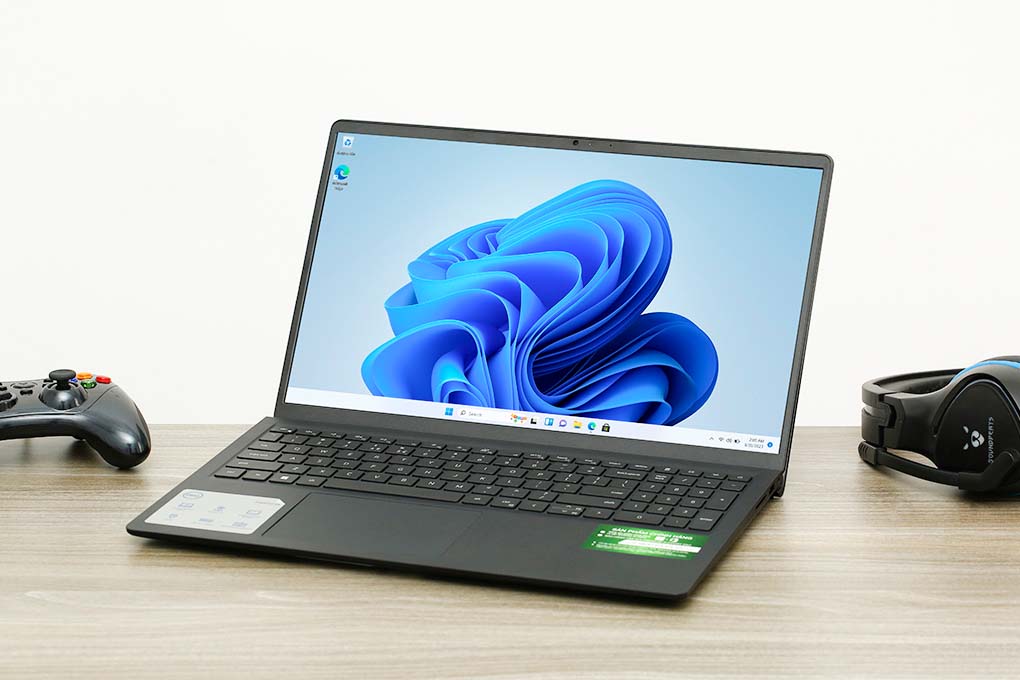 Laptop Dell Inspiron 15 3530 i7 1355U/8GB/512GB/120Hz/OfficeHS/Win11 (71011775) Màu Đen