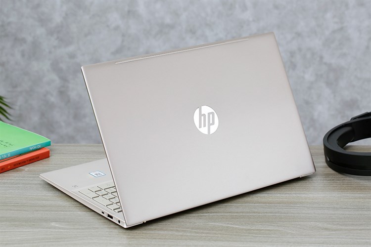 Laptop HP Pavilion 15 eg3033TX i5 1335U/16GB/512GB/2GB MX550/Win11 (8U6L6PA) Màu Vàng