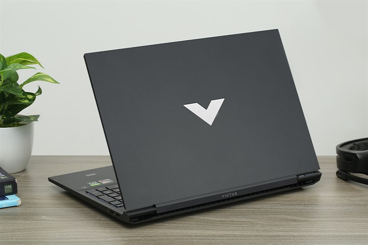 Laptop HP Gaming VICTUS 16 e1106AX R5 6600H/8GB/512GB/4GB RTX3050Ti/144Hz/Win11 (7C0T1PA) Màu Đen