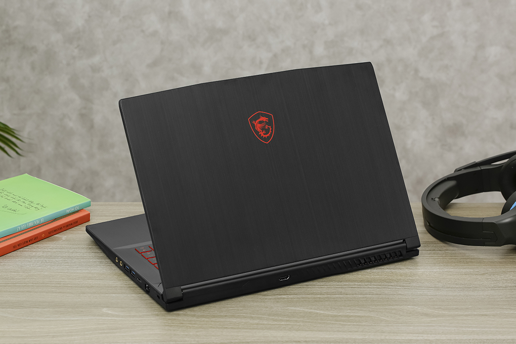 TOP 5 chiếc laptop gaming sử dụng card đồ họa RTX 20 series đáng mua