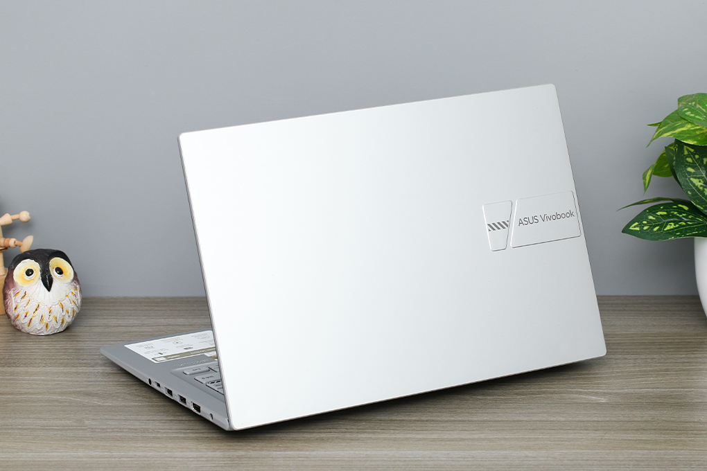 Asus Vivobook X1404ZA