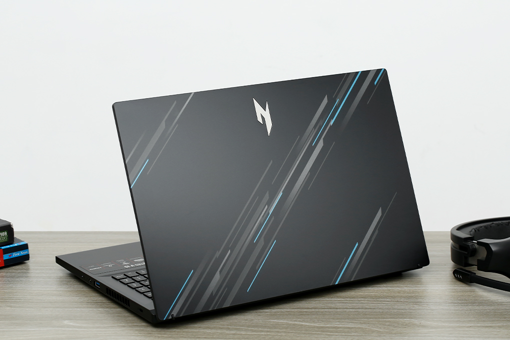 Laptop Acer Gaming Nitro V ANV15 51 57B2 - NH.QN8SV.001 (i5 13420H, 8GB, 512GB, RTX 4050 6GB, Full HD 144Hz, Win11) Màu Đen