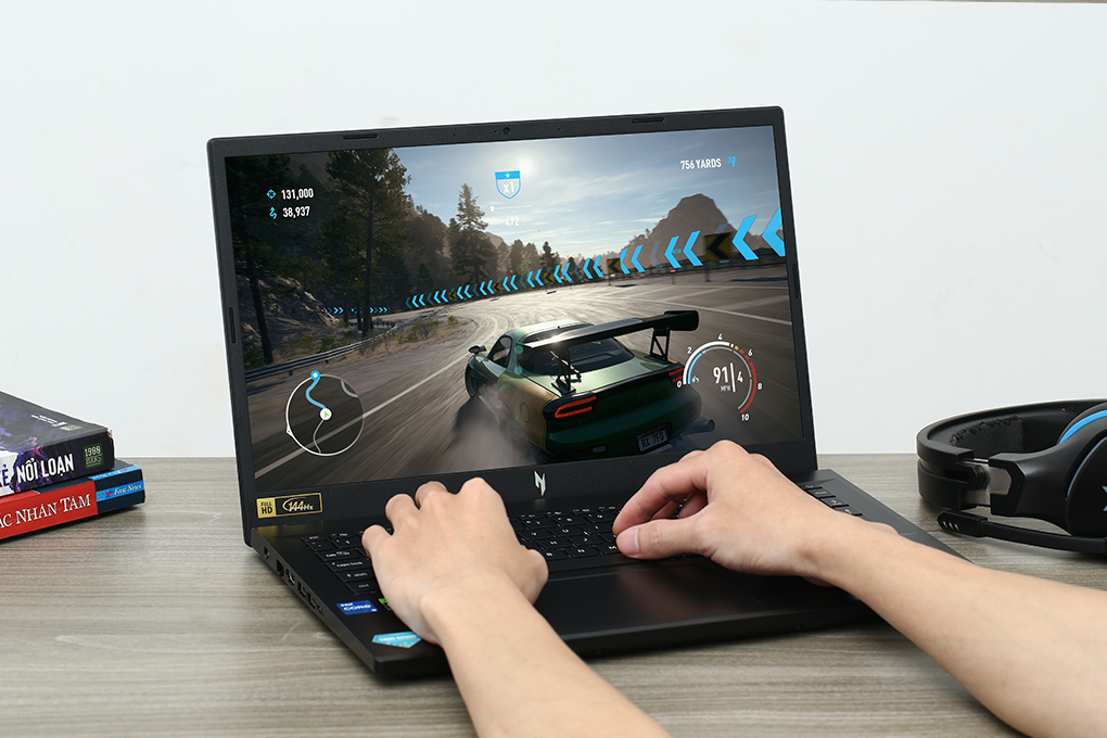 Laptop Acer Gaming Nitro V ANV15 51 57B2 - NH.QN8SV.001 (i5 13420H, 8GB, 512GB, RTX 4050 6GB, Full HD 144Hz, Win11) Màu Đen