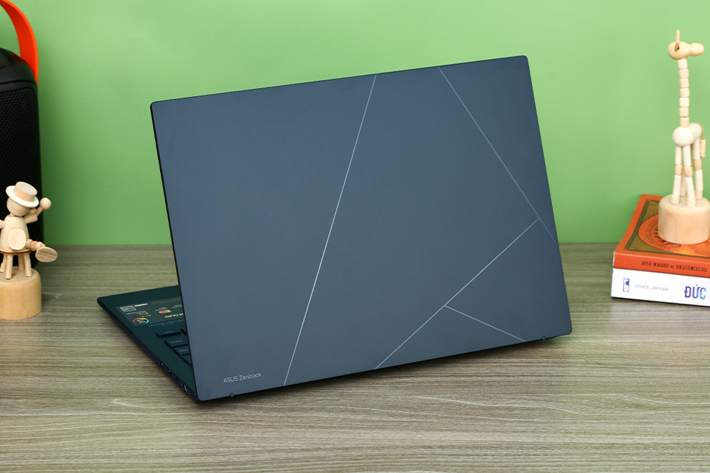 Laptop Asus Zenbook 14 OLED UX3405MA - PP152W (Ultra 7 155H, 32GB, 1TB, 2.8K OLED 120Hz, Win11) - 14