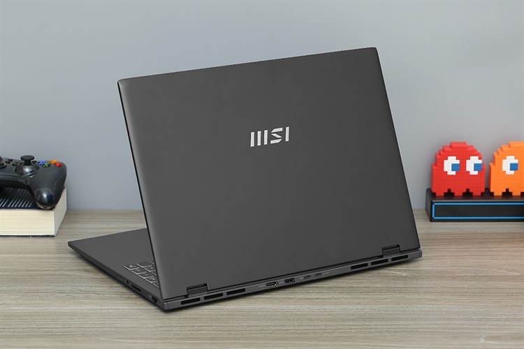 Laptop MSI Prestige 16 AI Studio B1VFG Ultra 9 185H/32GB/1TB/8GB RTX4060/Balo/Chuột/Win11 (082VN) Màu Xám