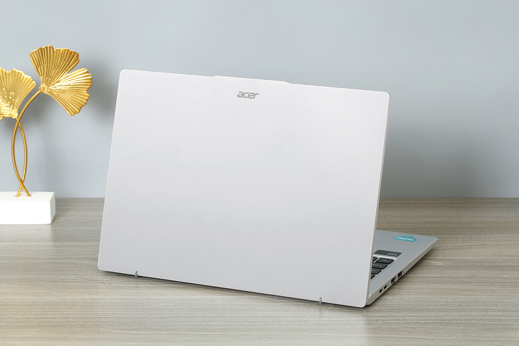 Laptop Acer Swift Go 14 AI 73 71ZX - NX.KSLSV.002 (Ultra 7 155H, 16GB, 512GB, 2.8K, Win11) Màu Bạc