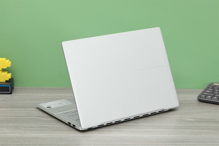 Laptop Asus Vivobook S 14 OLED M5406NA R5 7535HS/16GB/512GB/120Hz/Win11 (PP074W) Màu Bạc