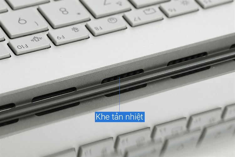 Laptop Asus Vivobook S 14 OLED M5406NA R5 7535HS/16GB/512GB/120Hz/Win11 (PP074W) Màu Bạc