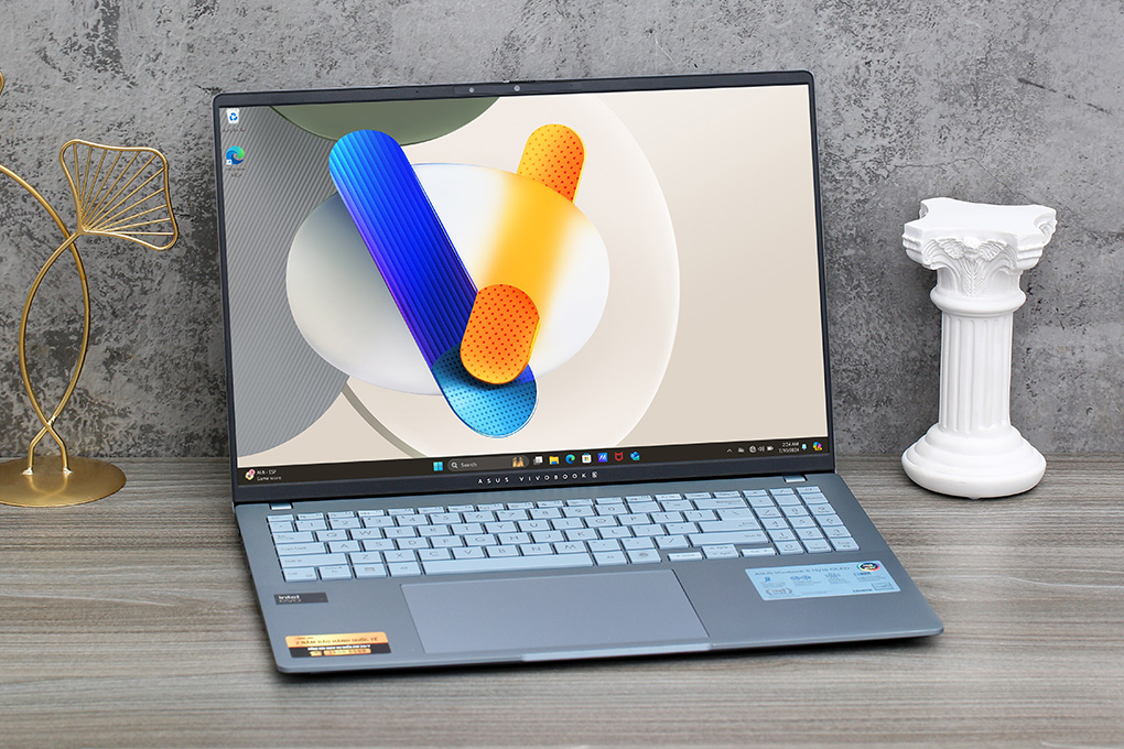 Laptop Asus Vivobook S 16 OLED S5606MA - MX050W (Ultra 5 125H, 16GB, 512GB, 3.2K OLED 120Hz, Win11) Màu Xanh Dương