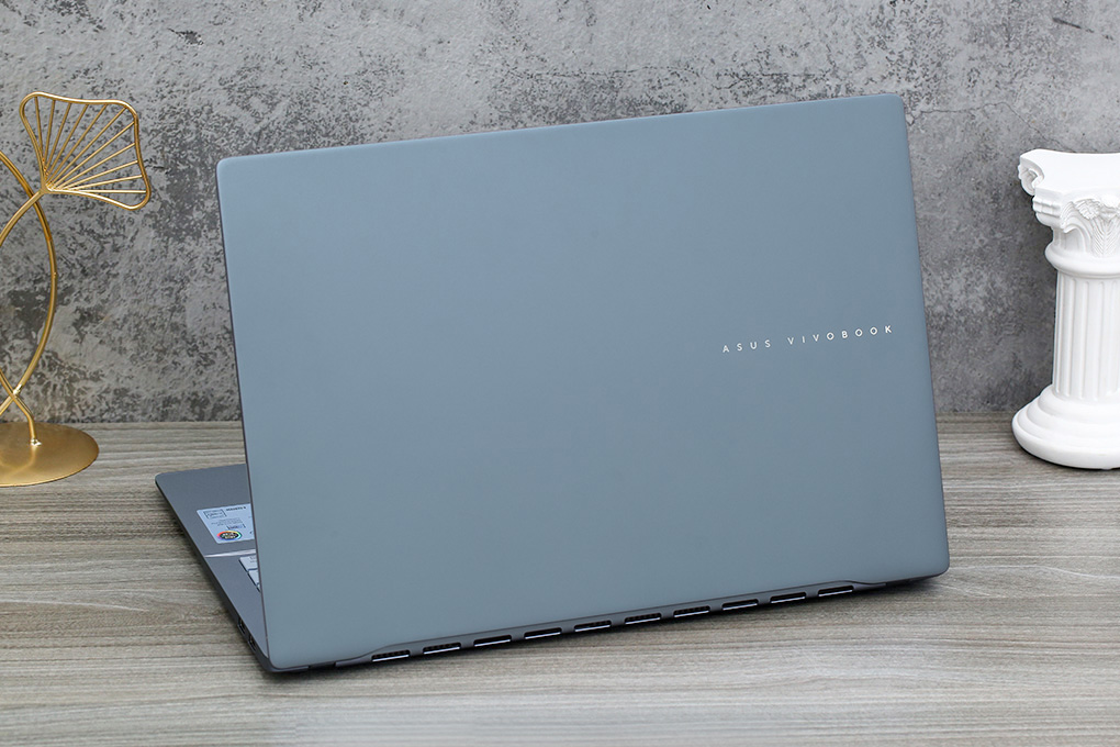 Laptop Asus Vivobook S 16 OLED S5606MA - MX050W (Ultra 5 125H, 16GB, 512GB, 3.2K OLED 120Hz, Win11) Màu Xanh Dương