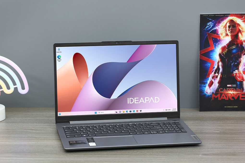 Lenovo Ideapad Slim 3 15AMN8 R5 7520U (82XQ00J0VN)