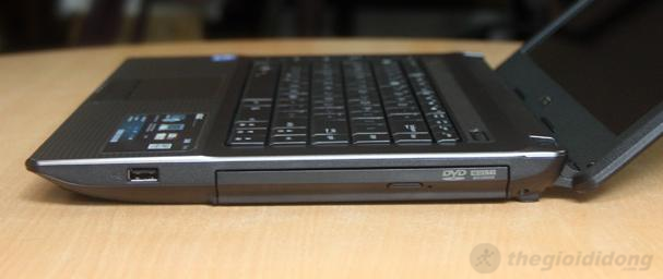 USB 3.0 vượt trội về khả năng truyền dữ liệu so với 2.0.