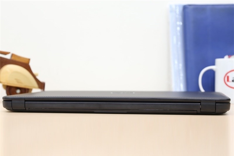 Laptop Dell Inspiron 3521 33214G50 Màu Đen