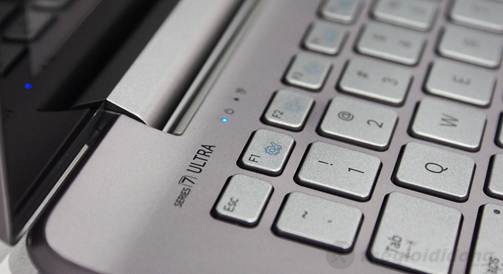 Ổ rắn SSD giúp Samsung Series 7 Ultra khởi động cực nhanh