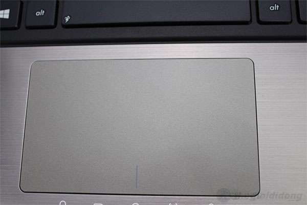 Touchpad rộng lớn của Asus K45 2374G50
