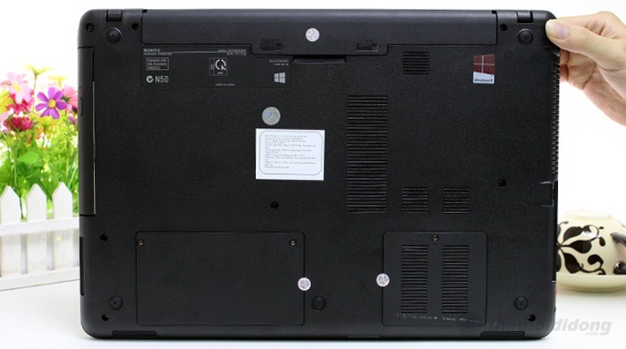 Laptop Sony Vaio Fit SVF1521DSG 33222G50W8