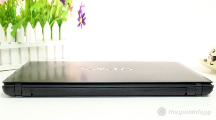 Laptop Sony Vaio Fit SVF1521DSG 33222G50W8