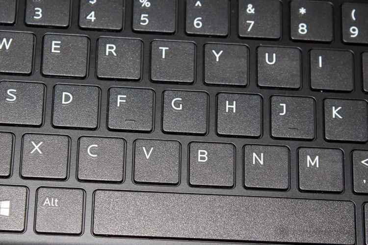 Laptop Dell Vostro 5560 53234G75G Màu Đen