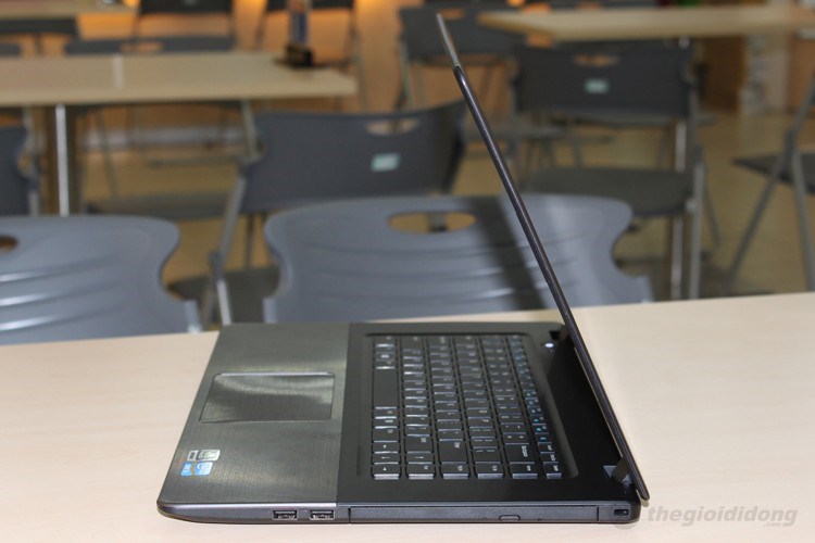 Laptop Dell Vostro 5560 53234G75G Màu Đen