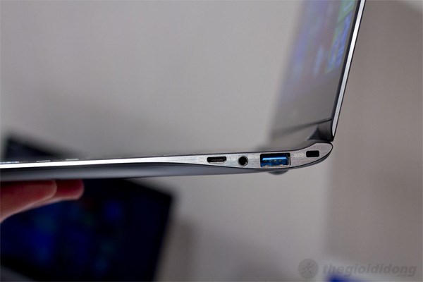 Đường cong của Samsung Ativ Book 9 Đường cong quyến rũ của Samsung Ativ Book 9