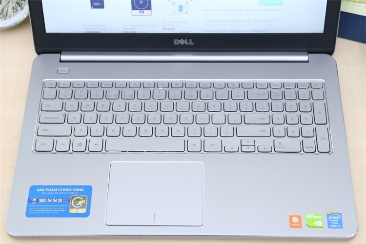 Laptop Dell Inspiron 7537 54206G50G Màu Bạc