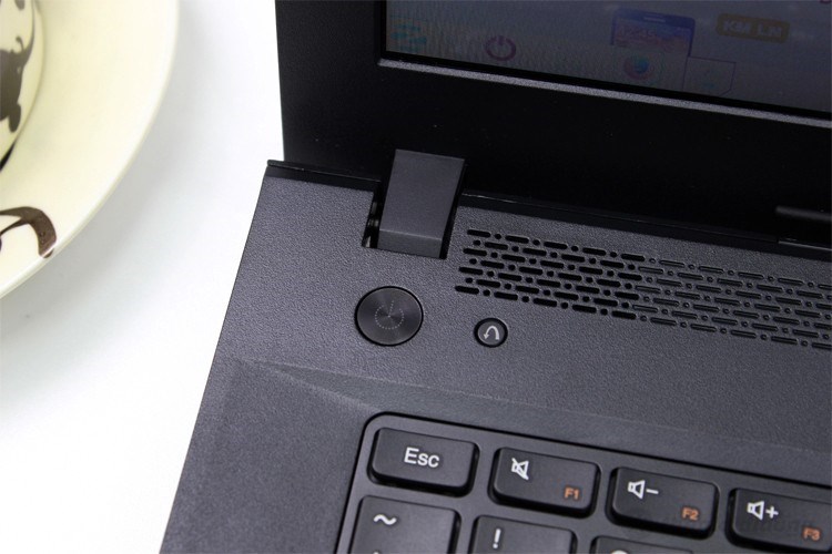 Laptop Lenovo G400 53232G50G Màu Đen