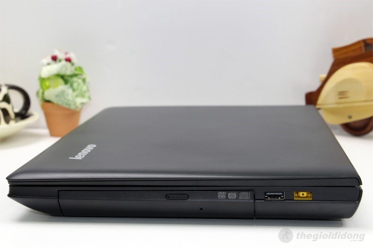 Laptop Lenovo G400 53232G50 Màu Đen