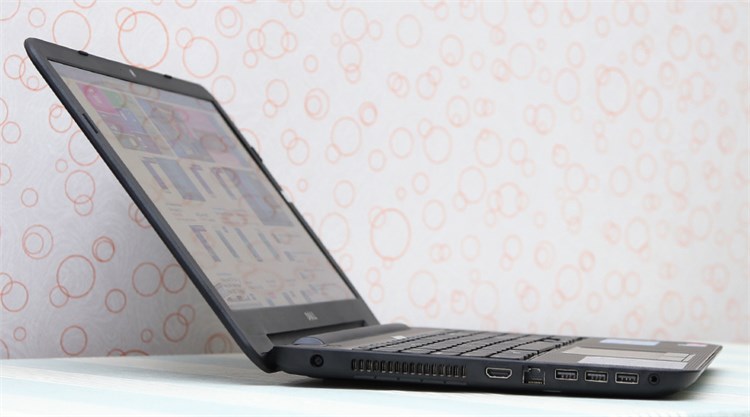 Laptop Dell Inspiron 3537 54204G50G