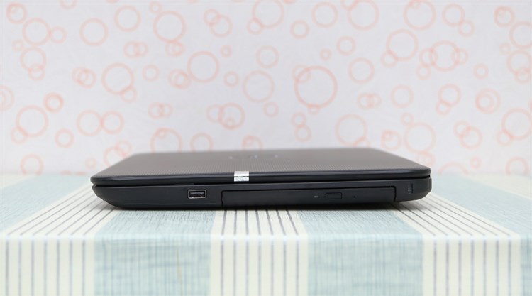 Laptop Dell Inspiron 3537 54204G50G