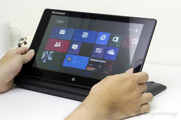 Laptop Lenovo Flex 10 N2802G32W8T Màu Đen