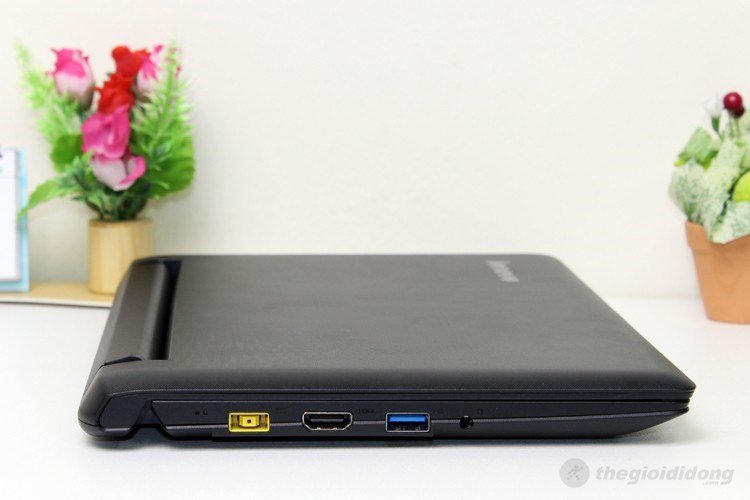 Laptop Lenovo Flex 10 N2802G32W8T Màu Đen