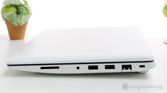 Laptop Asus X200CA 10072G50W8 Màu Trắng