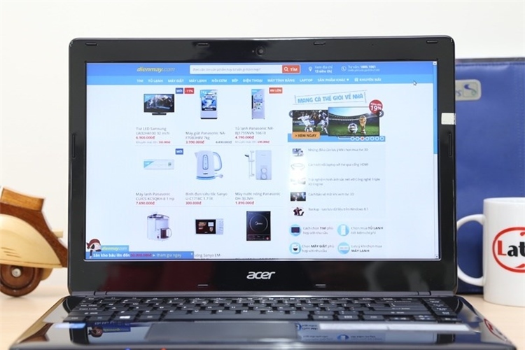 Laptop Acer Aspire E1 470 33212G50Dn Màu Đen