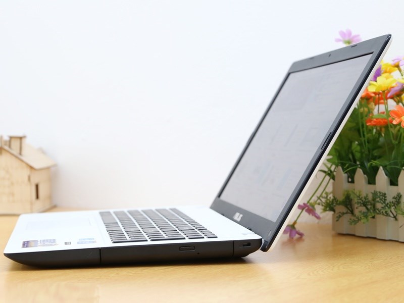 Asus X551CA 33212G50 - 6