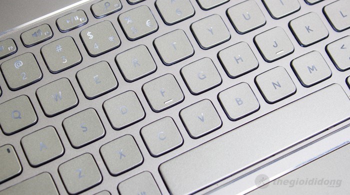 Laptop Dell Inspiron 7437 34014G50 Màu Bạc