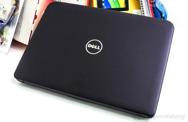 Dell Inspiron 3421 mặt sau