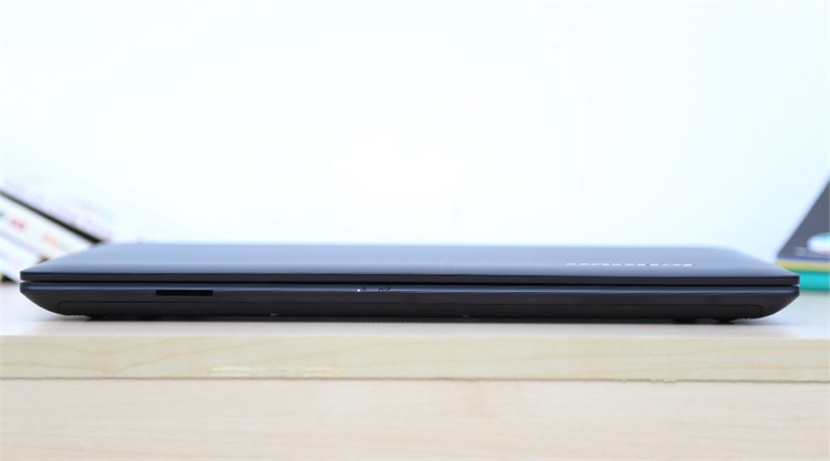 Laptop Lenovo S410P P3552G50 Màu Đen