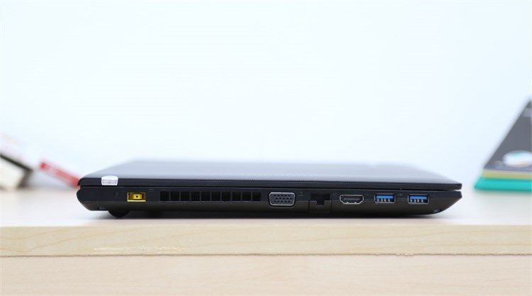 Laptop Lenovo S410P P3552G50 Màu Đen