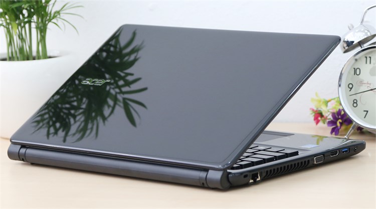 Laptop Acer Aspire E1 472 54204G50Dn Màu Đen
