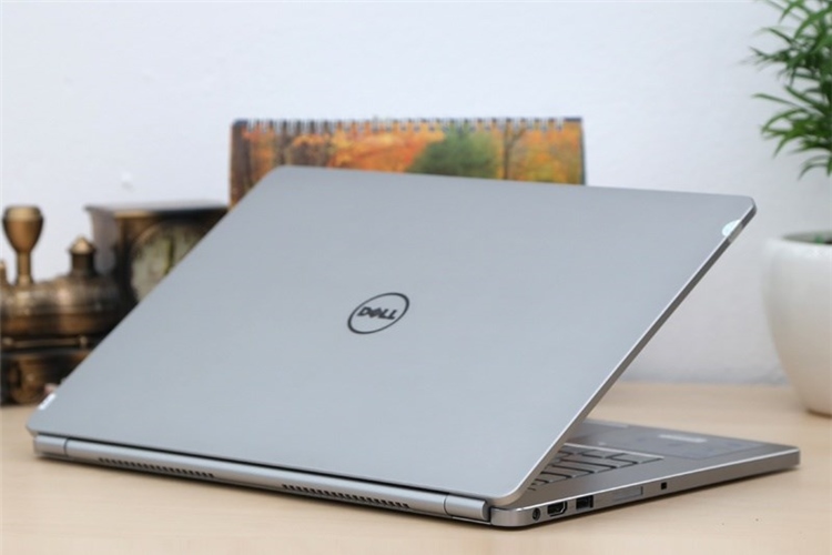 Laptop Dell Inspiron 7437 74508G50HSW8T Màu Bạc
