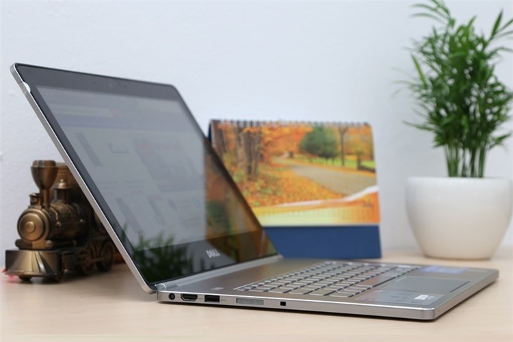 Laptop Dell Inspiron 7437 74508G50HSW8T Màu Bạc