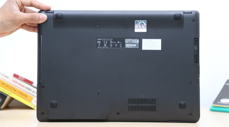 Laptop Asus F451CA 33212G50