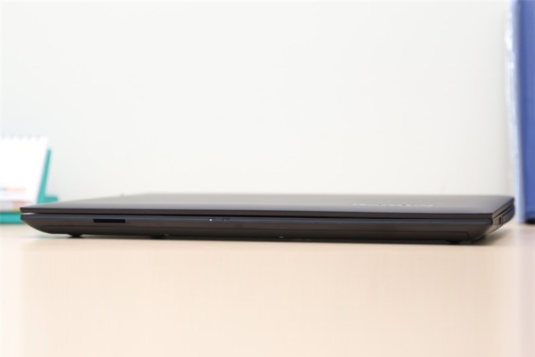 Laptop Lenovo S410P 74504G1TG Màu Đen