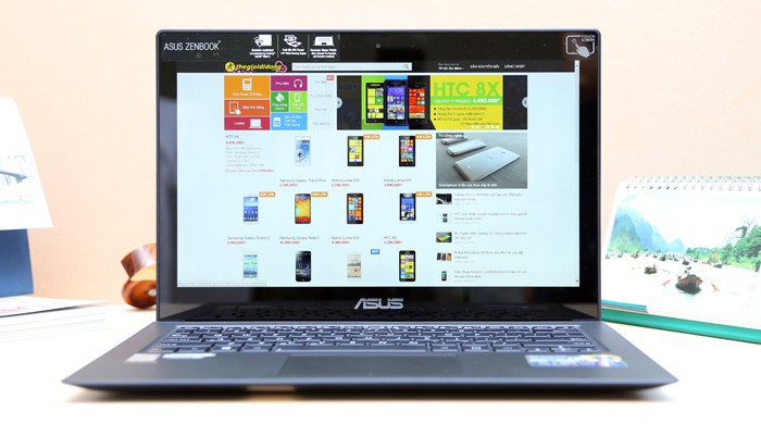 Laptop Asus Zenbook UX302LG 54204G50HSGW8T Màu Xanh Dương