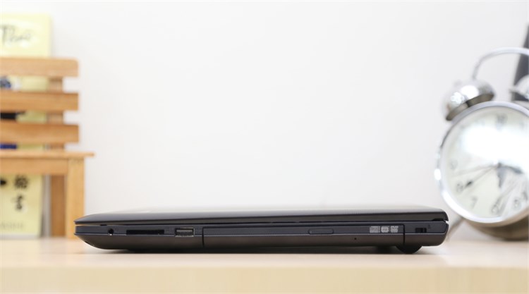 Laptop Lenovo G40 P3552G50 Màu Đen