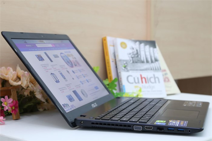Laptop Asus P550LD 54204G50G Màu Đen