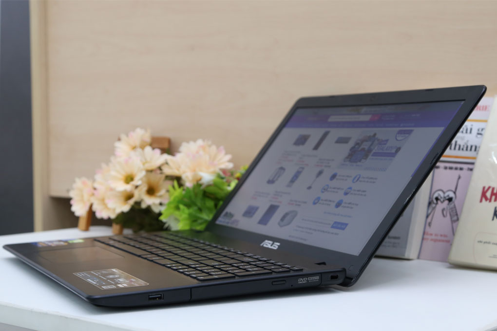 Laptop Asus P550LD 74504G50G Màu Đen