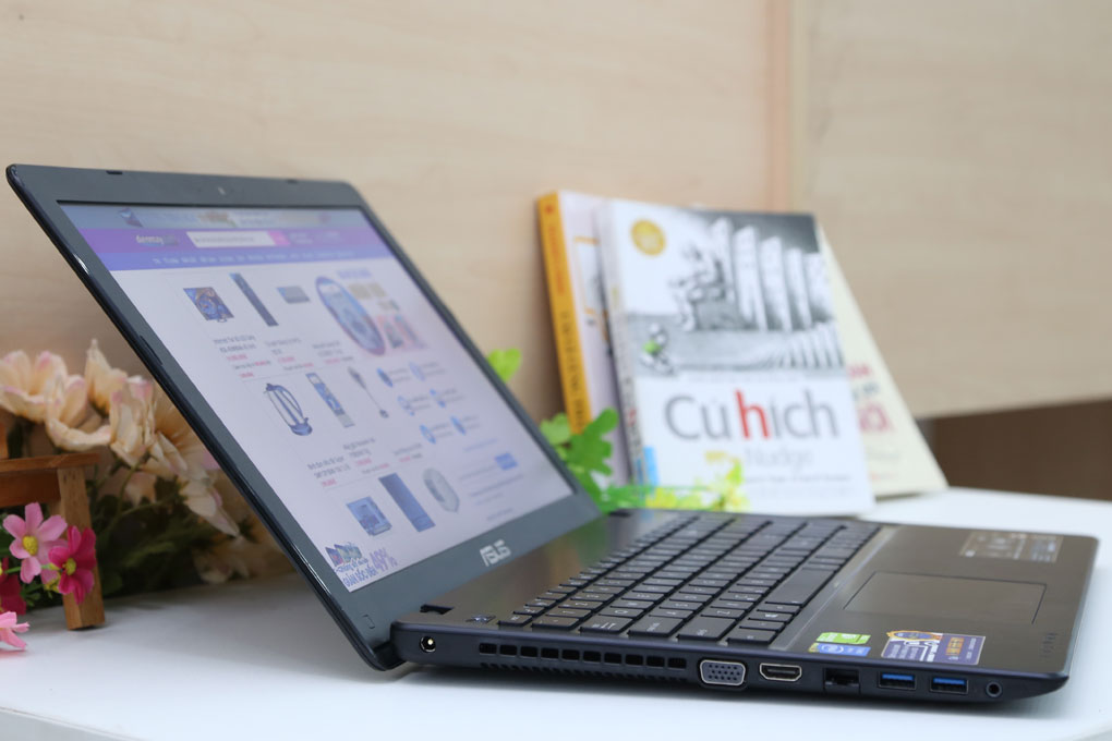 Laptop Asus P550LD 74504G50G Màu Đen